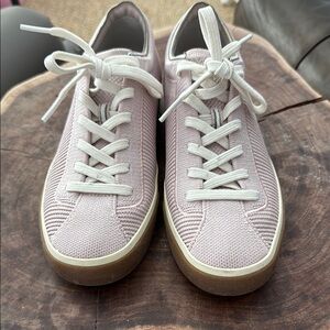 Rothys Women's Pink Canvas Sneakers